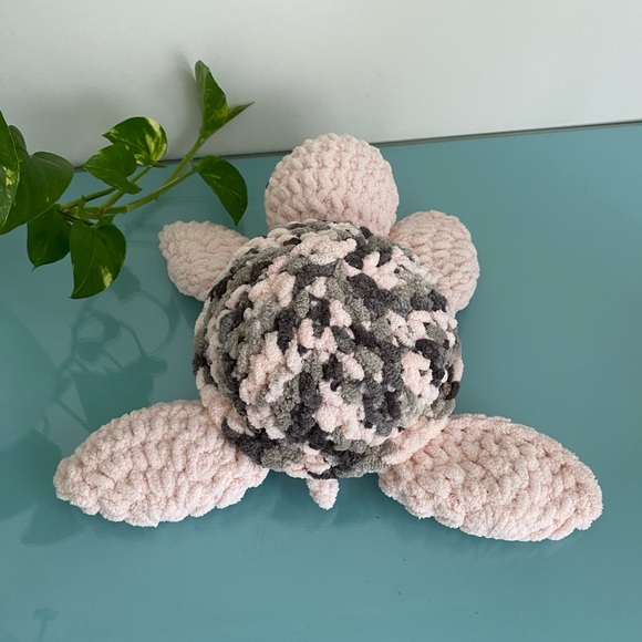 SOLD/Sea Turtle Handmade/Amigurumi - Picture 3 of 4